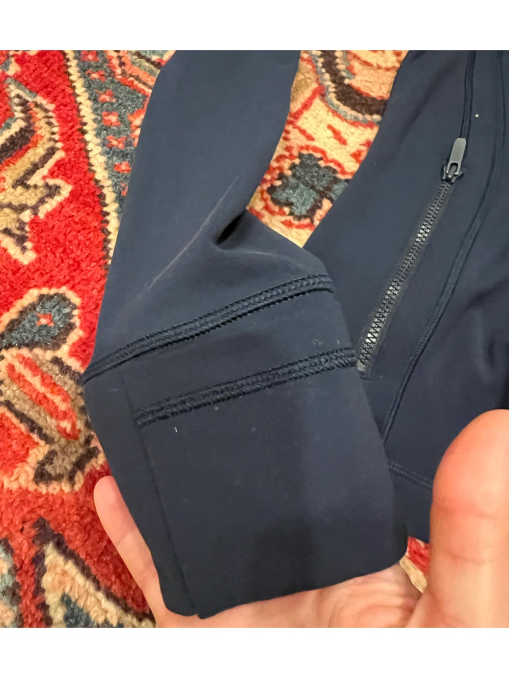 Lululemon Nulu Hooded Define Jacket in navy— size 2 - Picture 9 of 11